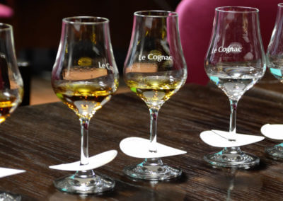 Dégustation comparative de cognacs d'âges et de crus différents