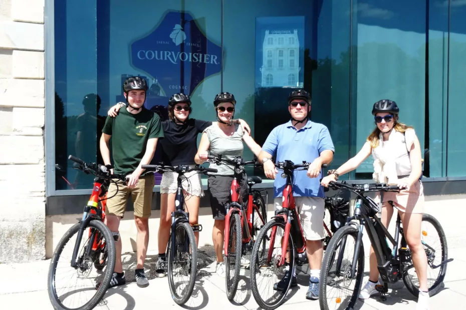 Excursion découverte d’une demi-journée dans le vignoble de Cognac en vélo électrique avec un guide indépendant