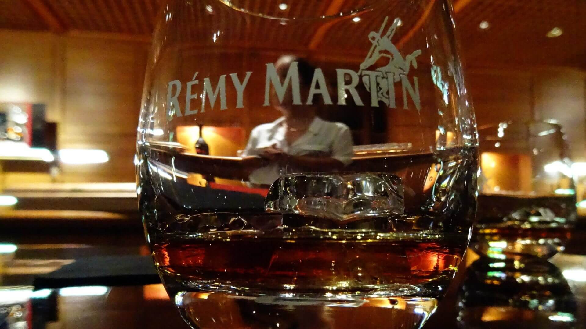 Visite d'une distillerie et d'une maison de cognac, parmi nos ateliers et visites en Charentes
